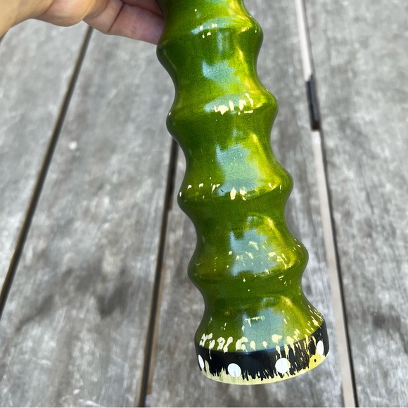 Vintage William Bounds Pepper Mill Grinder Wood Green Red Polka Dot - Picture 9 of 11